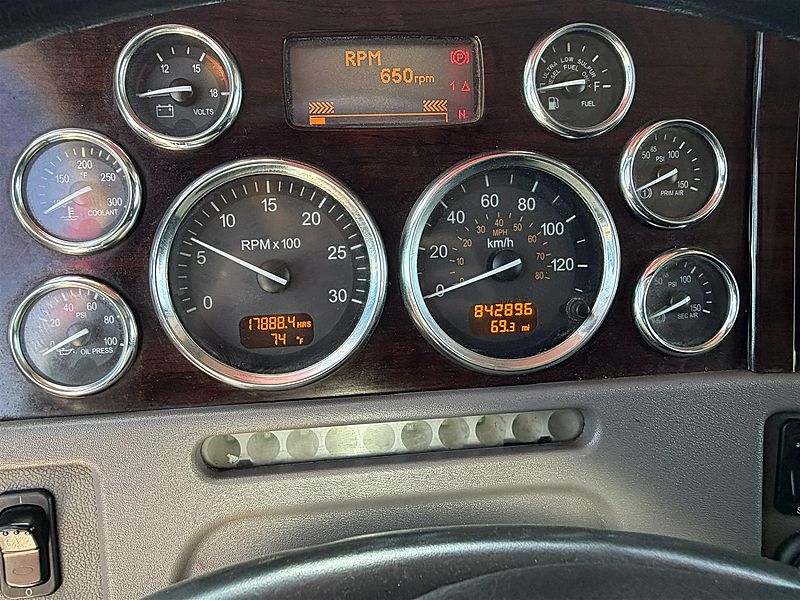 2012 Peterbilt 386