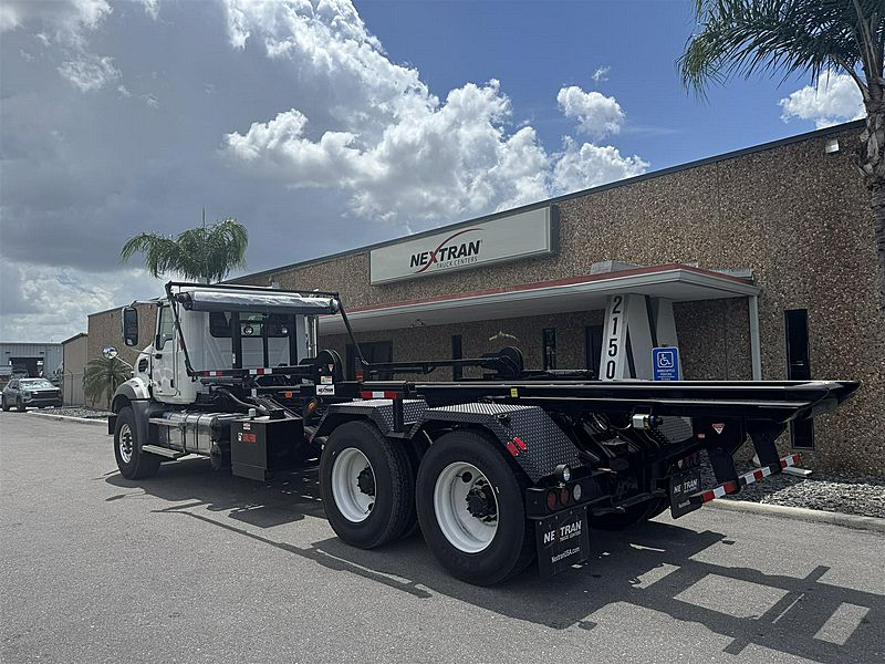 2027 Mack GR64B