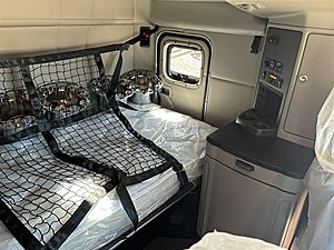 2027 Peterbilt 579