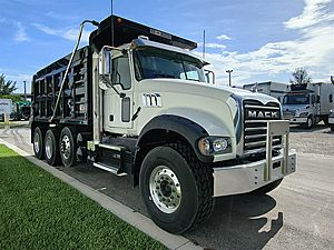2020 Mack Granite GR84F - Dump Truck