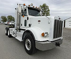 2013 Peterbilt 367 - Tractor