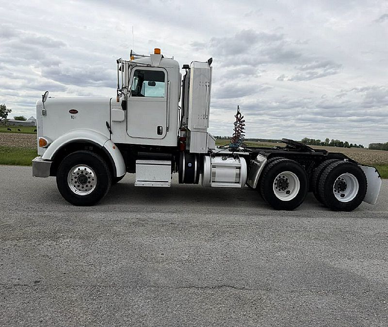 2013 Peterbilt 367