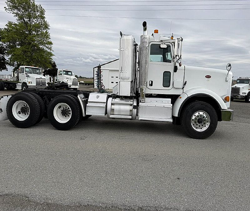 2013 Peterbilt 367