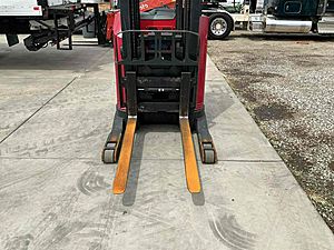 2014 Raymond 750R35TT - High-Capacity Forklift