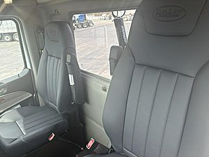 2027 Peterbilt 579