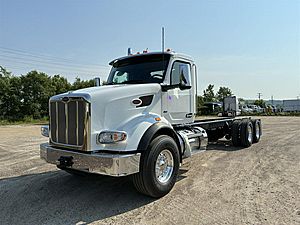 2027 Peterbilt 567