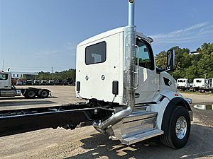 2027 Peterbilt 567