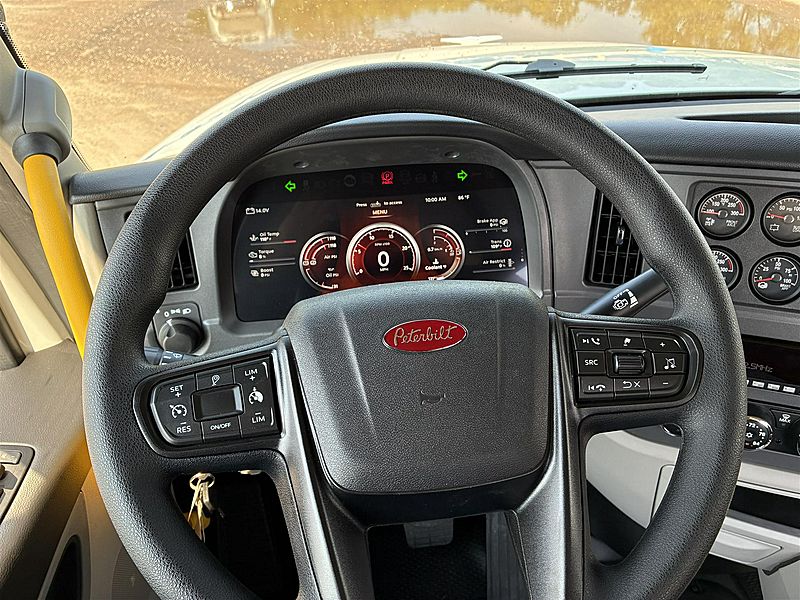 2027 Peterbilt 567