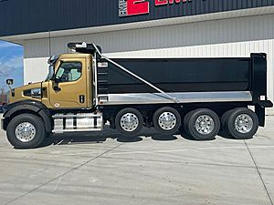 2026 Western Star 47X - Box Truck