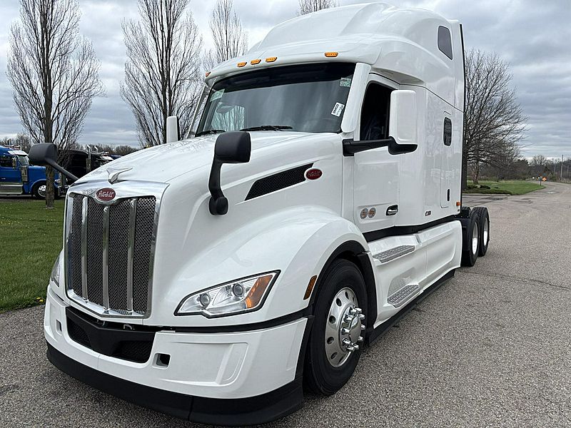 2027 Peterbilt 579 For Sale | 80