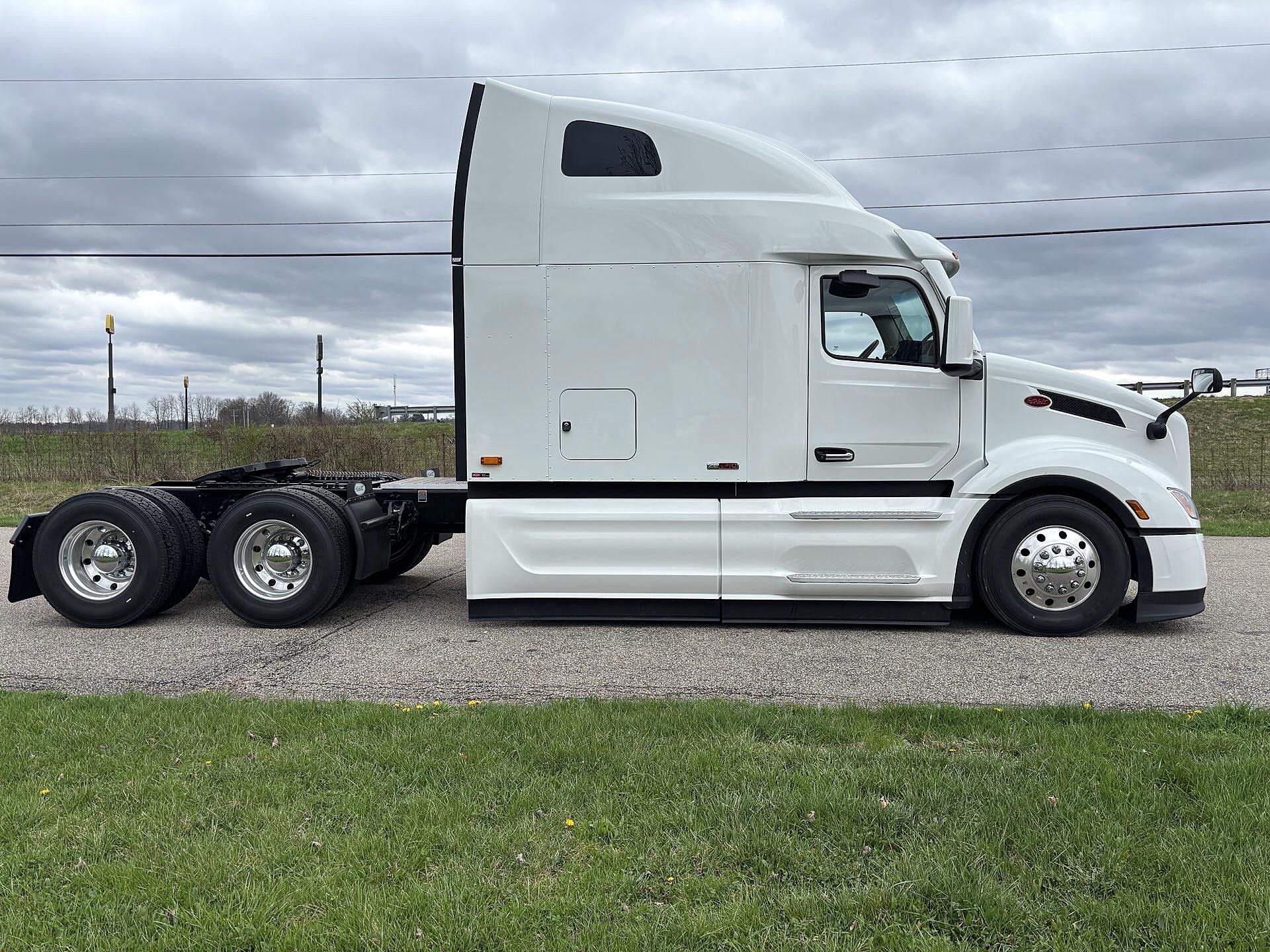 2027 Peterbilt 579 For Sale | 80
