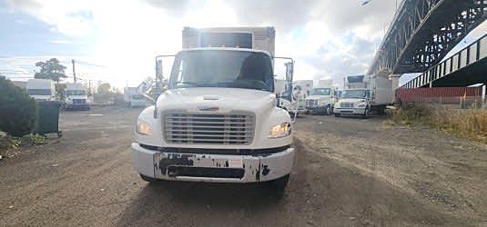2017 Freightliner M2 106