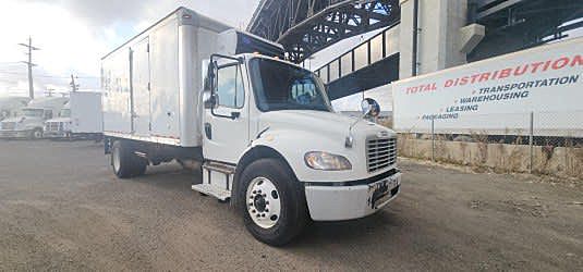 2017 Freightliner M2 106