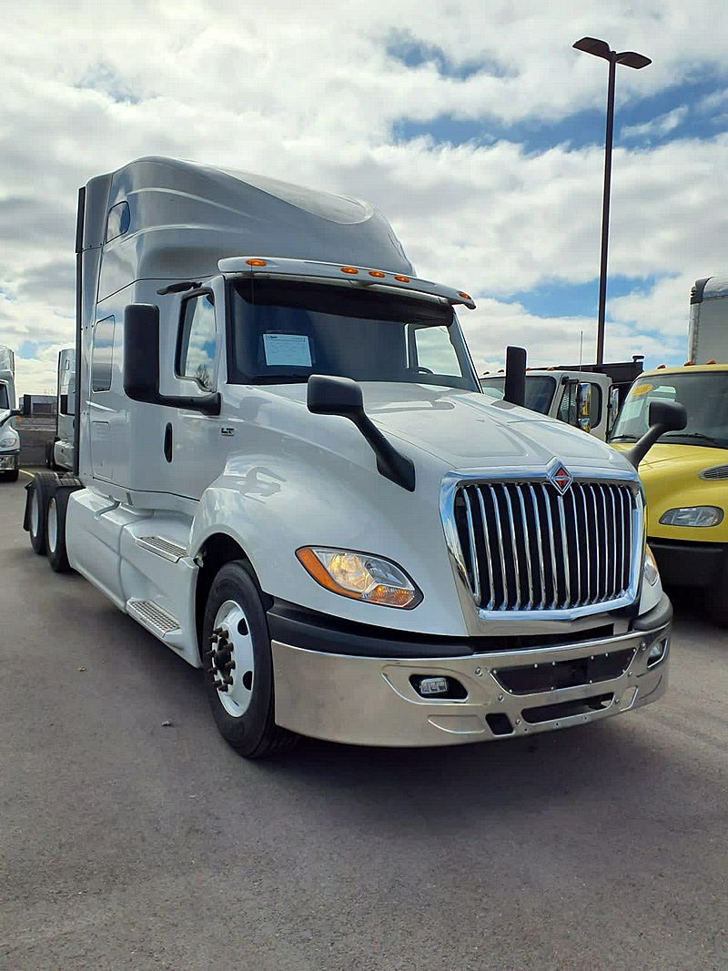 2020 International LT625