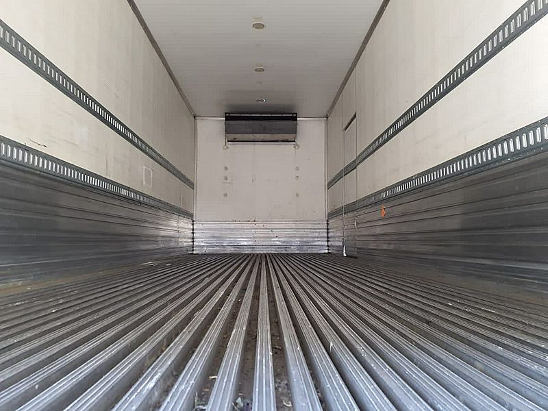 2020 Freightliner M2 106