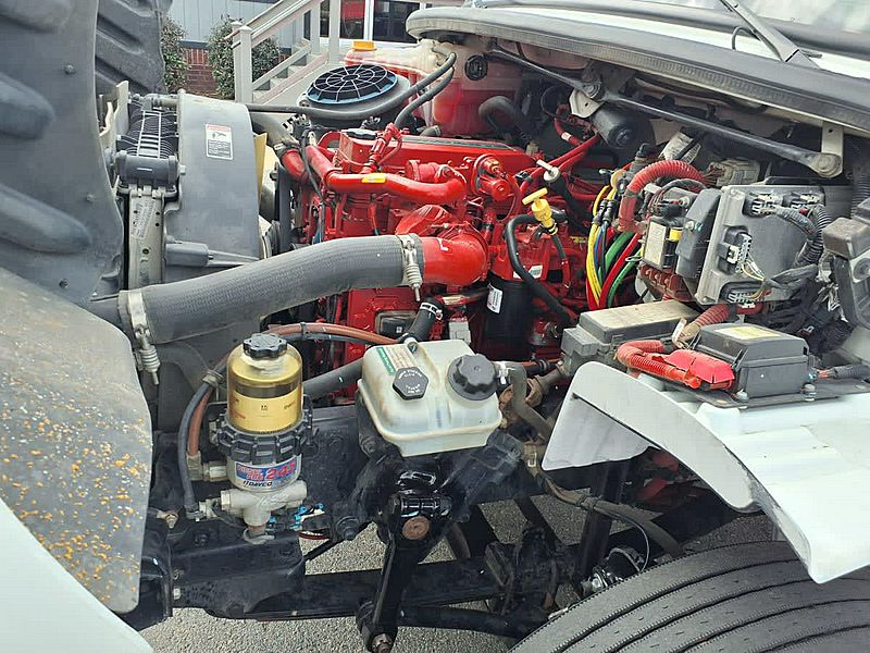2021 Freightliner M2 106