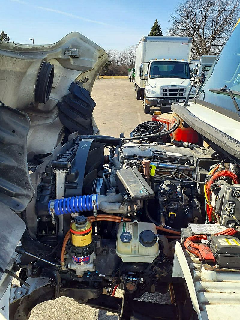 2022 Freightliner M2 106