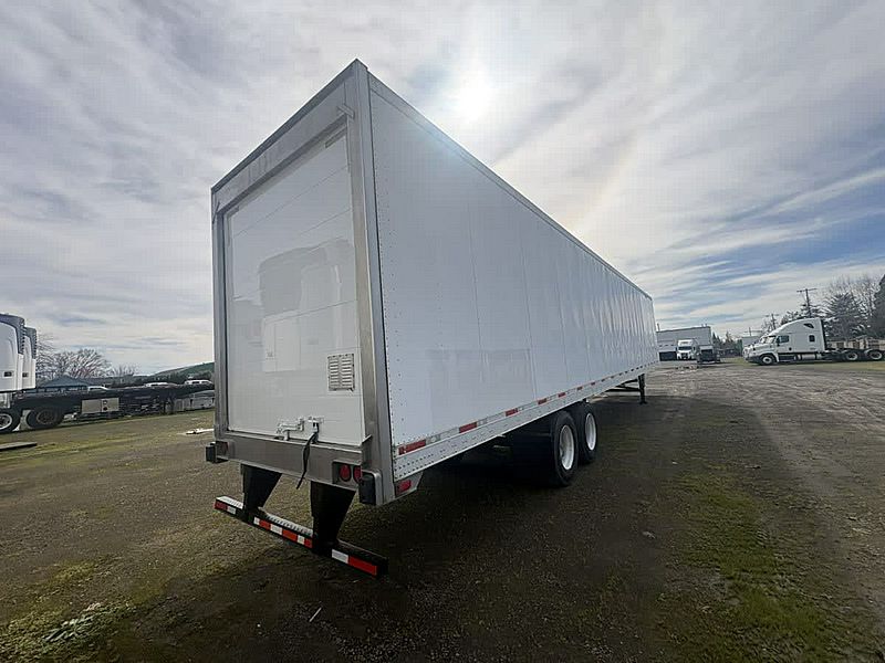 2011 Utility VSRA 53/162/102