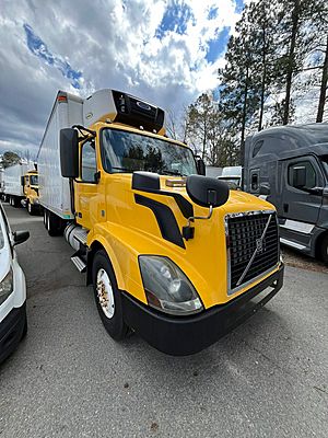 2016 Volvo VNL64T - Refrigerated Van