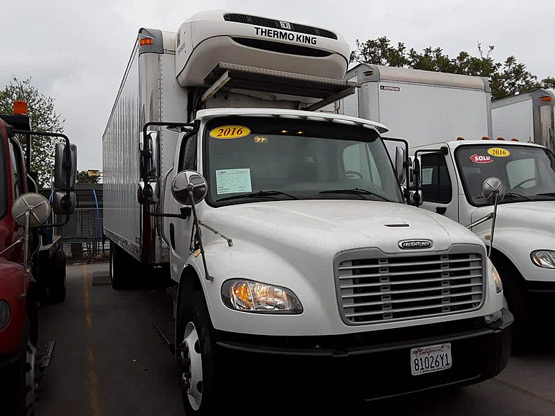 2016 Freightliner M2 106