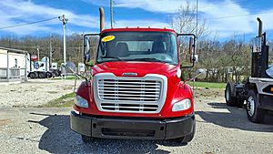 2017 Freightliner M2 112 - Day Cab