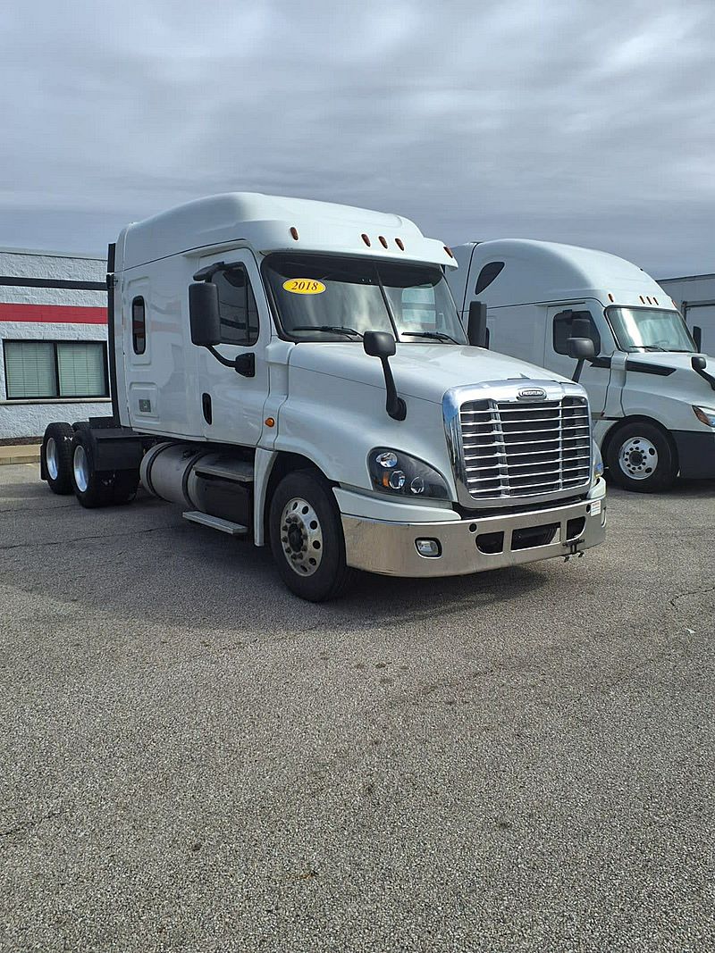 2018 Freightliner CASCADIA 125