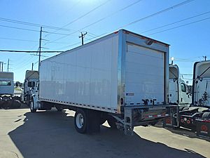 2018 Freightliner M2 106