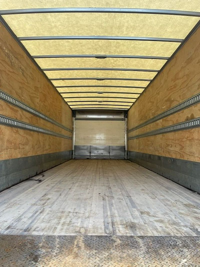 2019 Freightliner M2 106