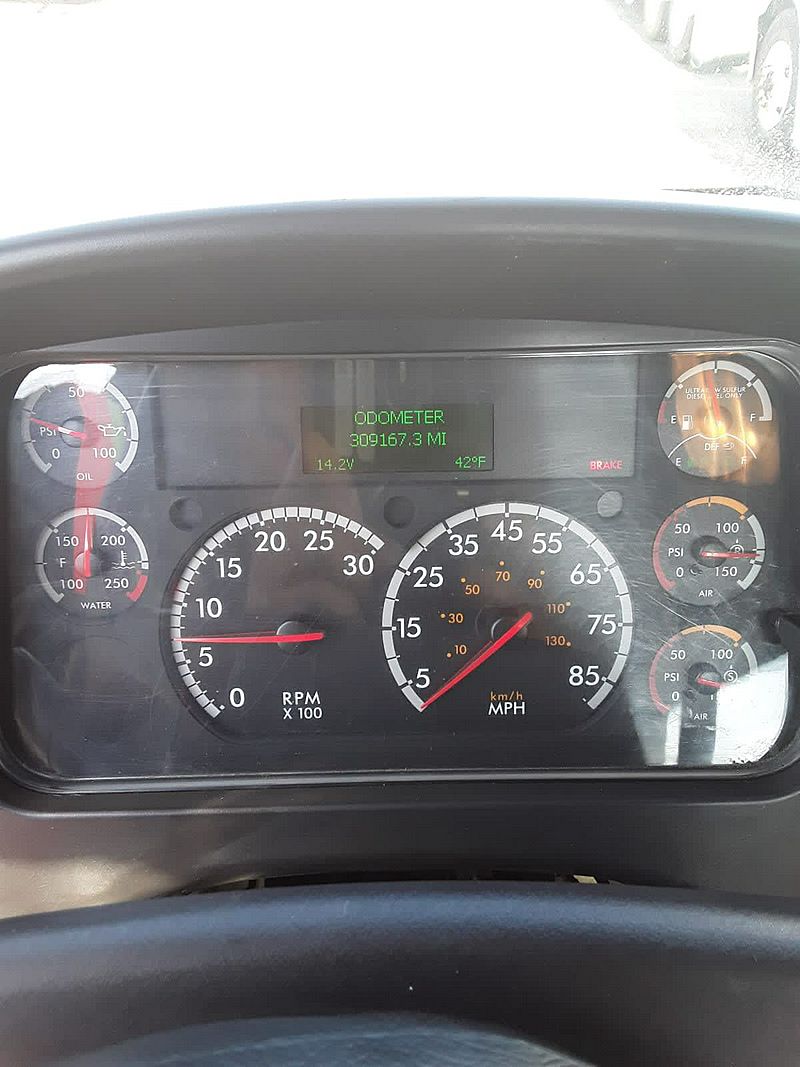 2019 Freightliner M2 106