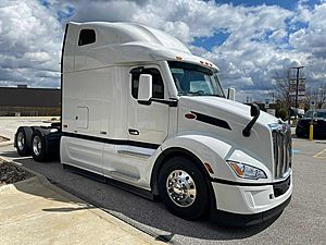 2027 Peterbilt 579