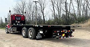 2025 Peterbilt 567 - Dump Truck