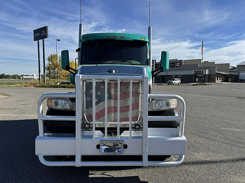 2020 Peterbilt 567