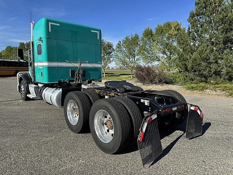 2020 Peterbilt 567