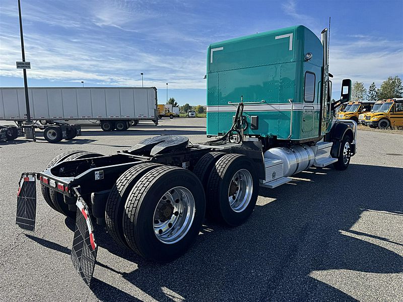 2020 Peterbilt 567