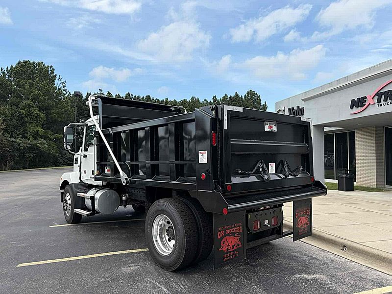 2027 Mack MD7 42R