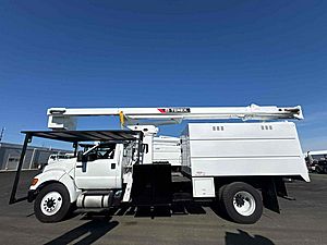 2015 Ford F-750 - Bucket Truck