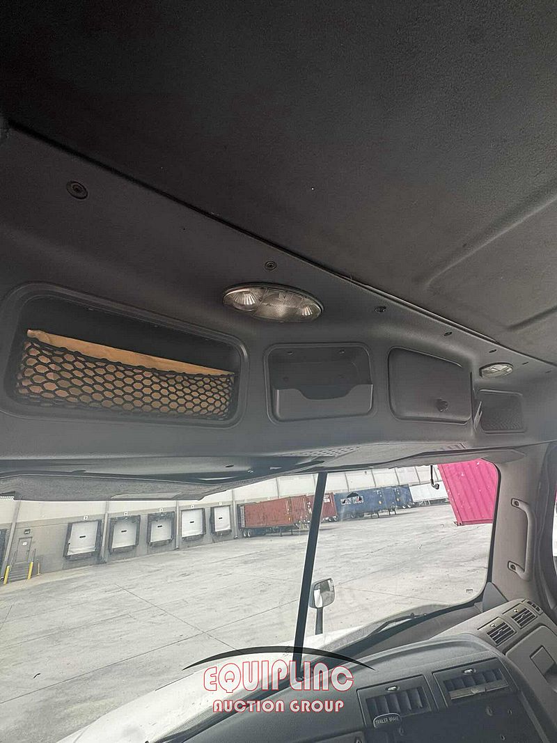 2013 Freightliner Cascadia