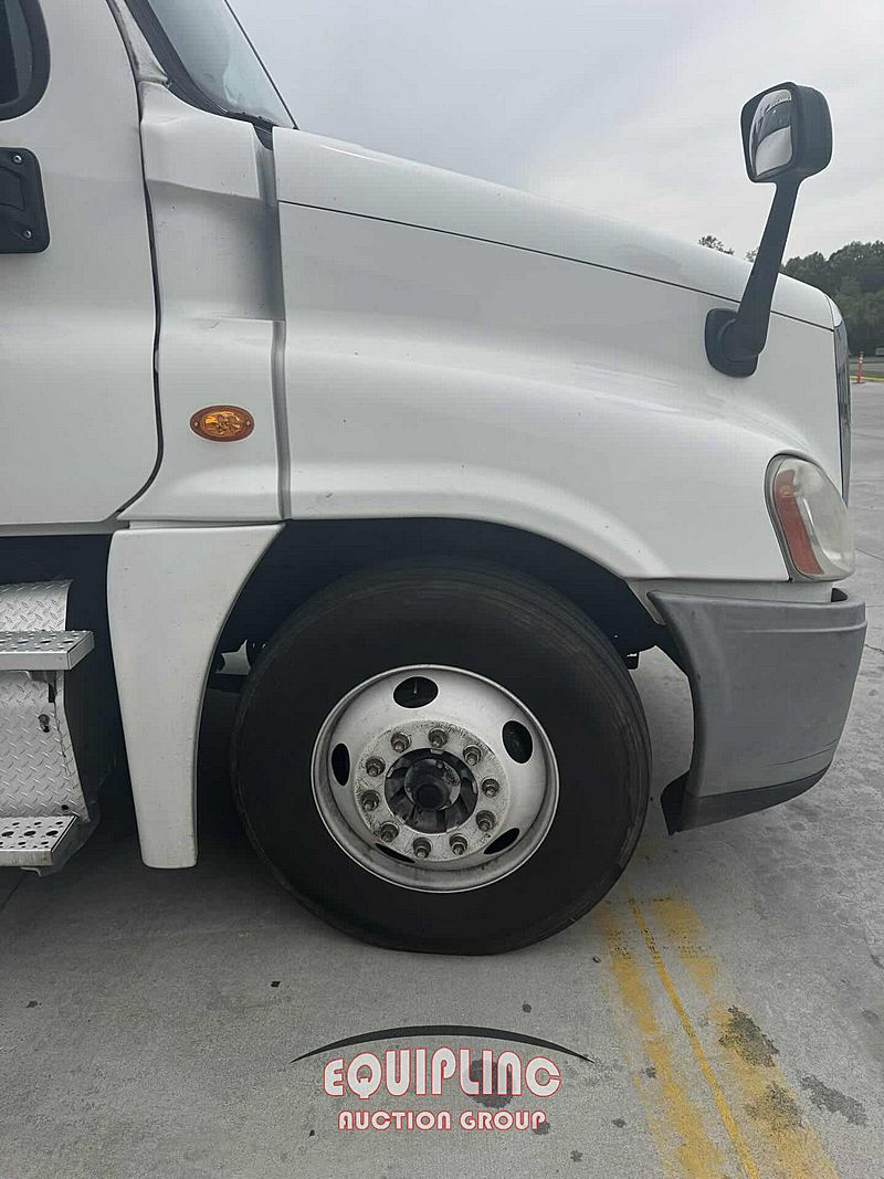2013 Freightliner Cascadia