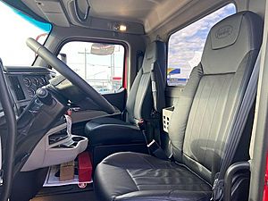 2027 Peterbilt 589