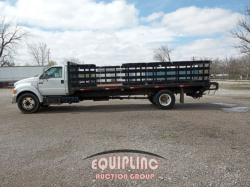 2011 Ford F650