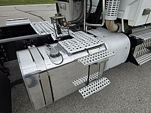 2016 Volvo VNL64T
