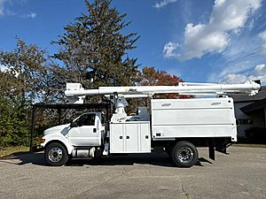 2015 Ford F-750 - Bucket Truck