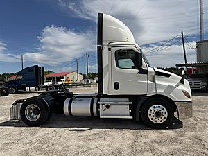 2019 Freightliner CASCADIA 116