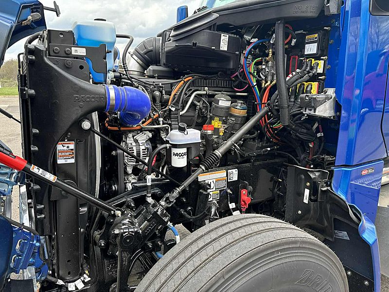 2027 Peterbilt 567
