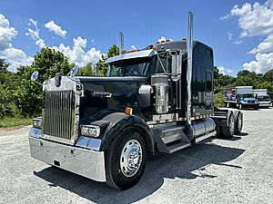 2000 Kenworth W900L - Sleeper Truck