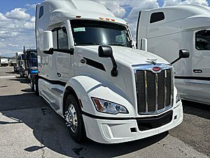 2027 Peterbilt 579