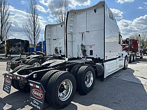 2027 Peterbilt 579