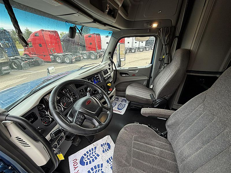 2020 Peterbilt 579