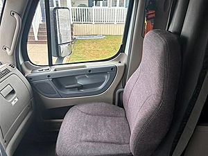 2020 Freightliner CASCADIA