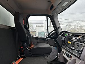 2020 Freightliner M2 106